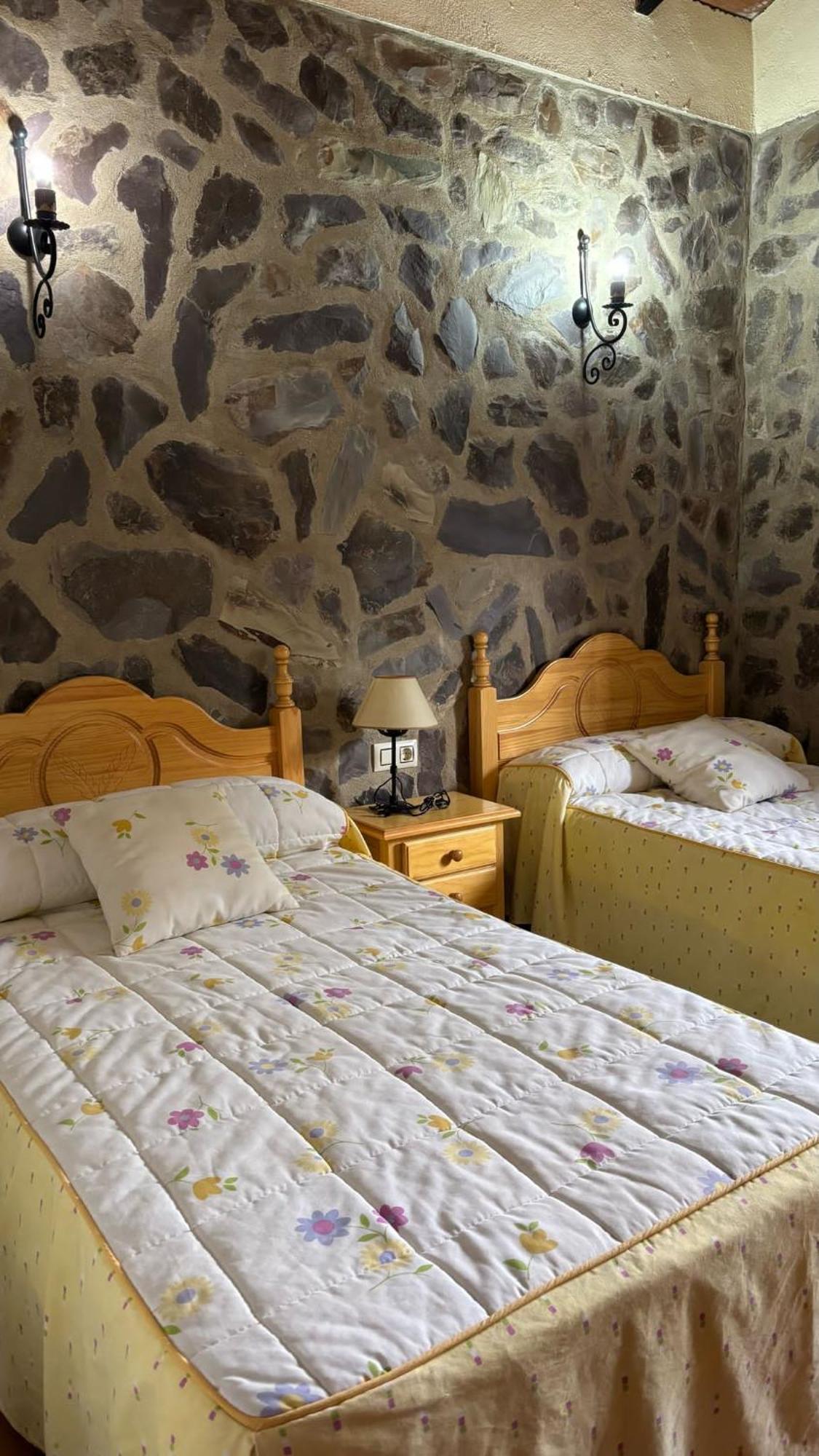 Casas Rurales Los Llanos Fuentes de León Kültér fotó